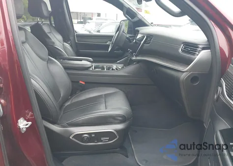 2023 Jeep Wagoneer L Series Ii 4X4 z USA, uszkodzony, nr VIN 1C4SJSBPXPS549148